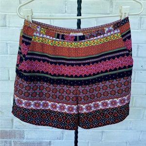 ALTAR’D STATE MEDALLION FLORAL SHORTS MEDIUM